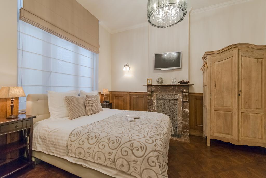 Boutique Hotel Caelus VII Tongeren Bagian luar foto