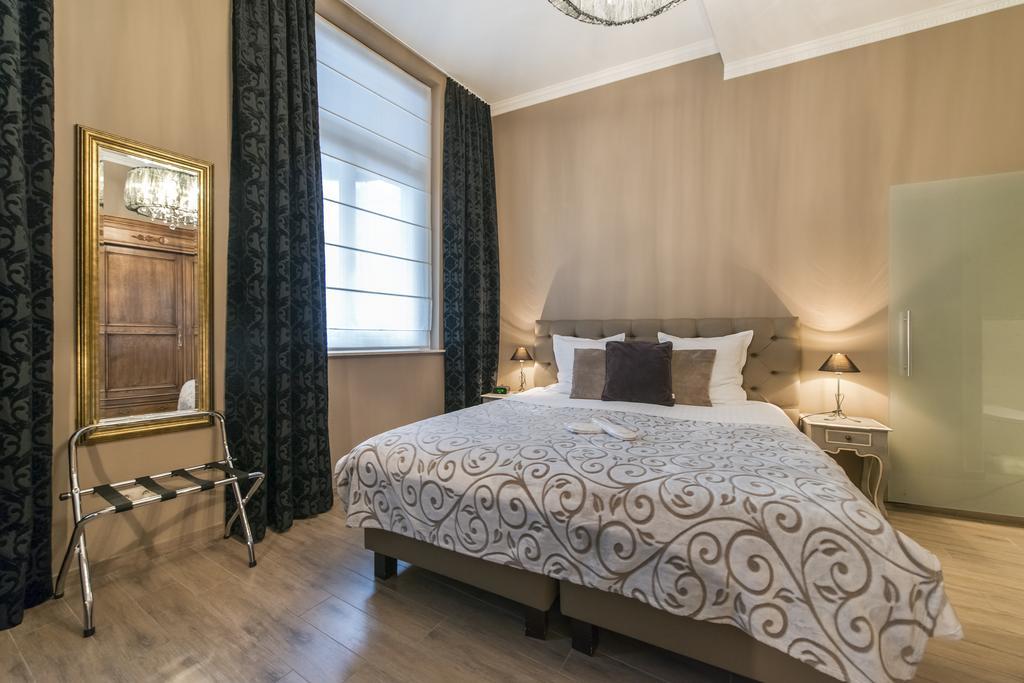 Boutique Hotel Caelus VII Tongeren Bagian luar foto