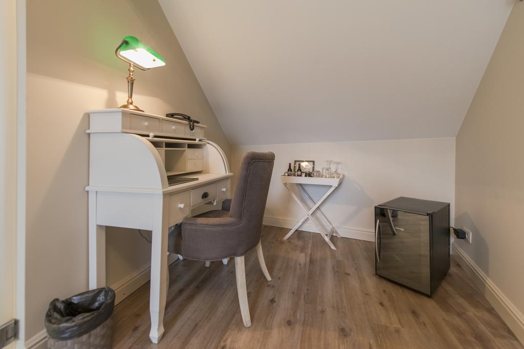Boutique Hotel Caelus VII Tongeren Bagian luar foto