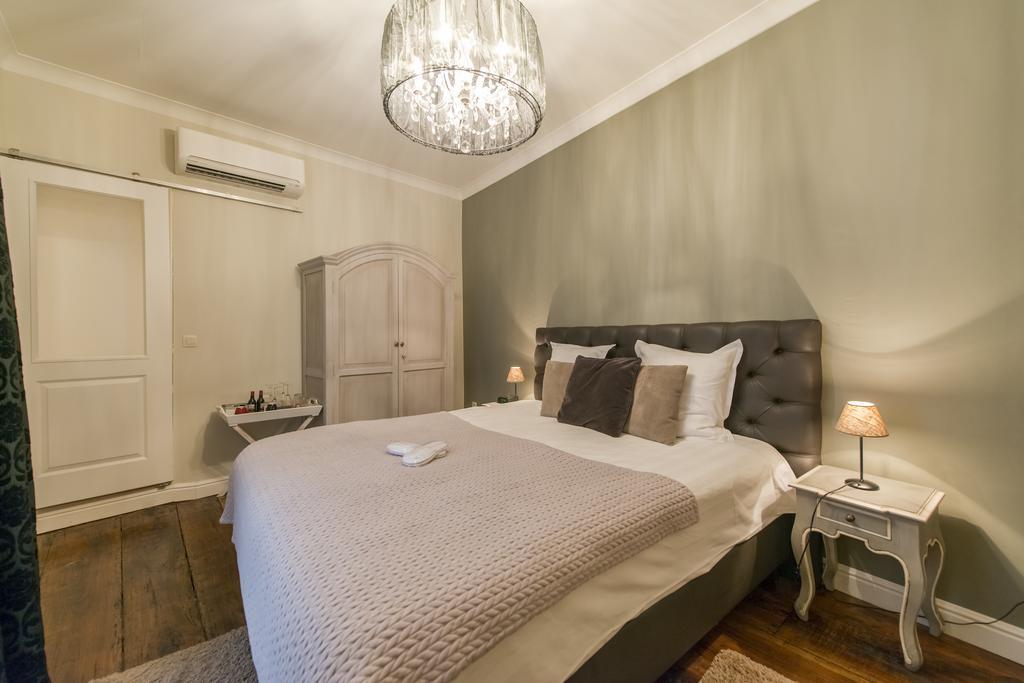 Boutique Hotel Caelus VII Tongeren Bagian luar foto